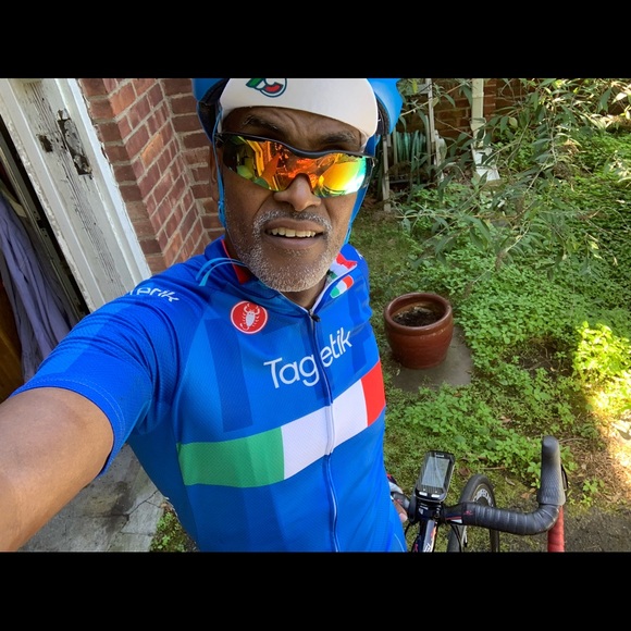 Meet your Posher, Cliff - Picture 6 of 11